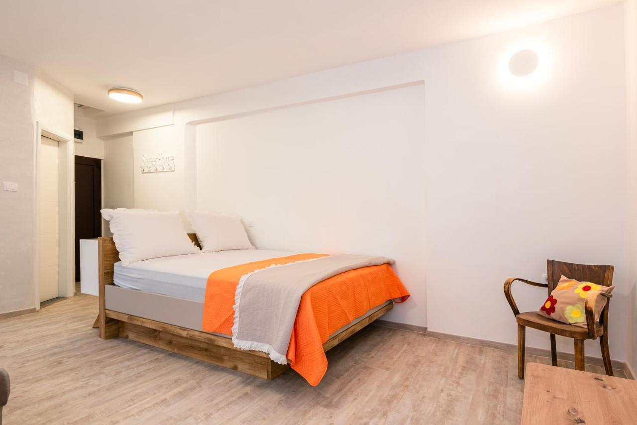 Studio Apartman Max Center Of The Old Town Free Parking Beautiful View Шибеник Екстер'єр фото