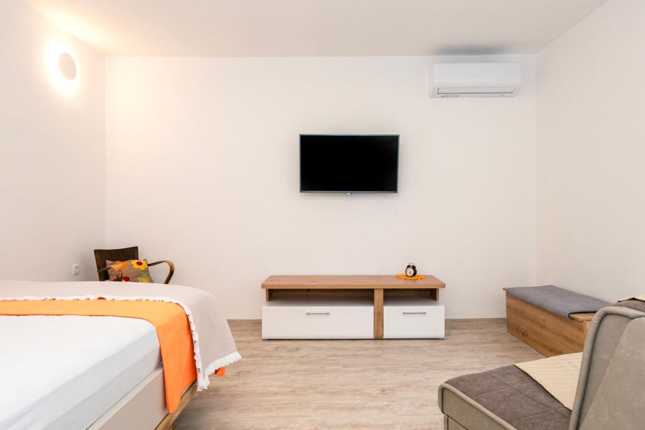 Studio Apartman Max Center Of The Old Town Free Parking Beautiful View Шибеник Екстер'єр фото